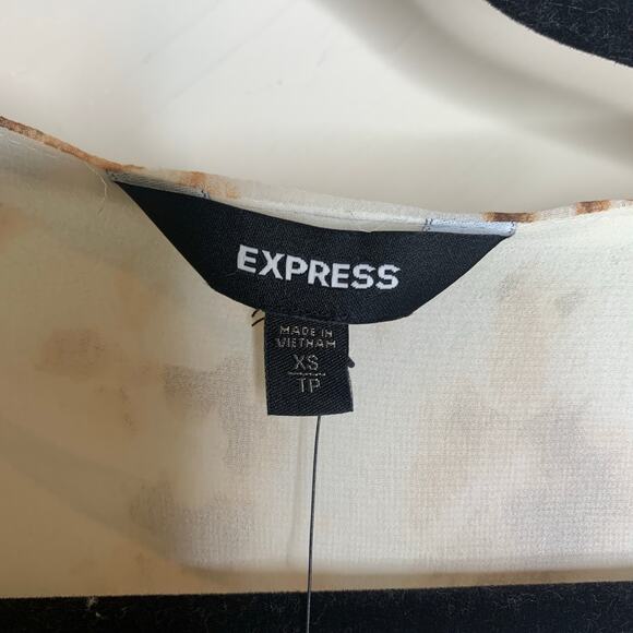 NWT Express Fall Crop Top Long Sleeve Chiffon Sz XS Brown Cream - Picture 8 of 10